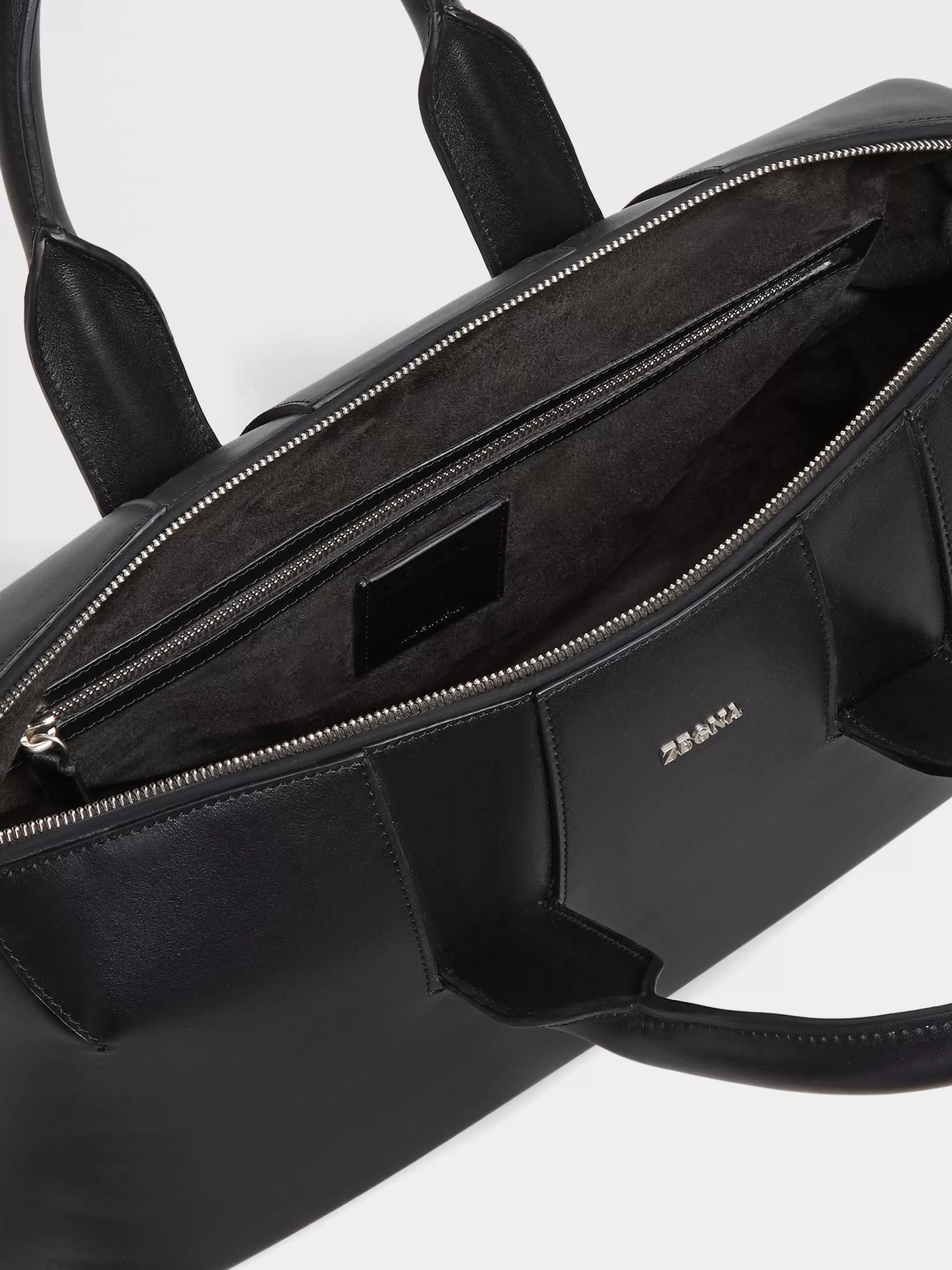 bolso_de_trabajo_de_piel_color_negro_3.webp Hot ZEGNA Bolso de Trabajo de Piel Color Negro