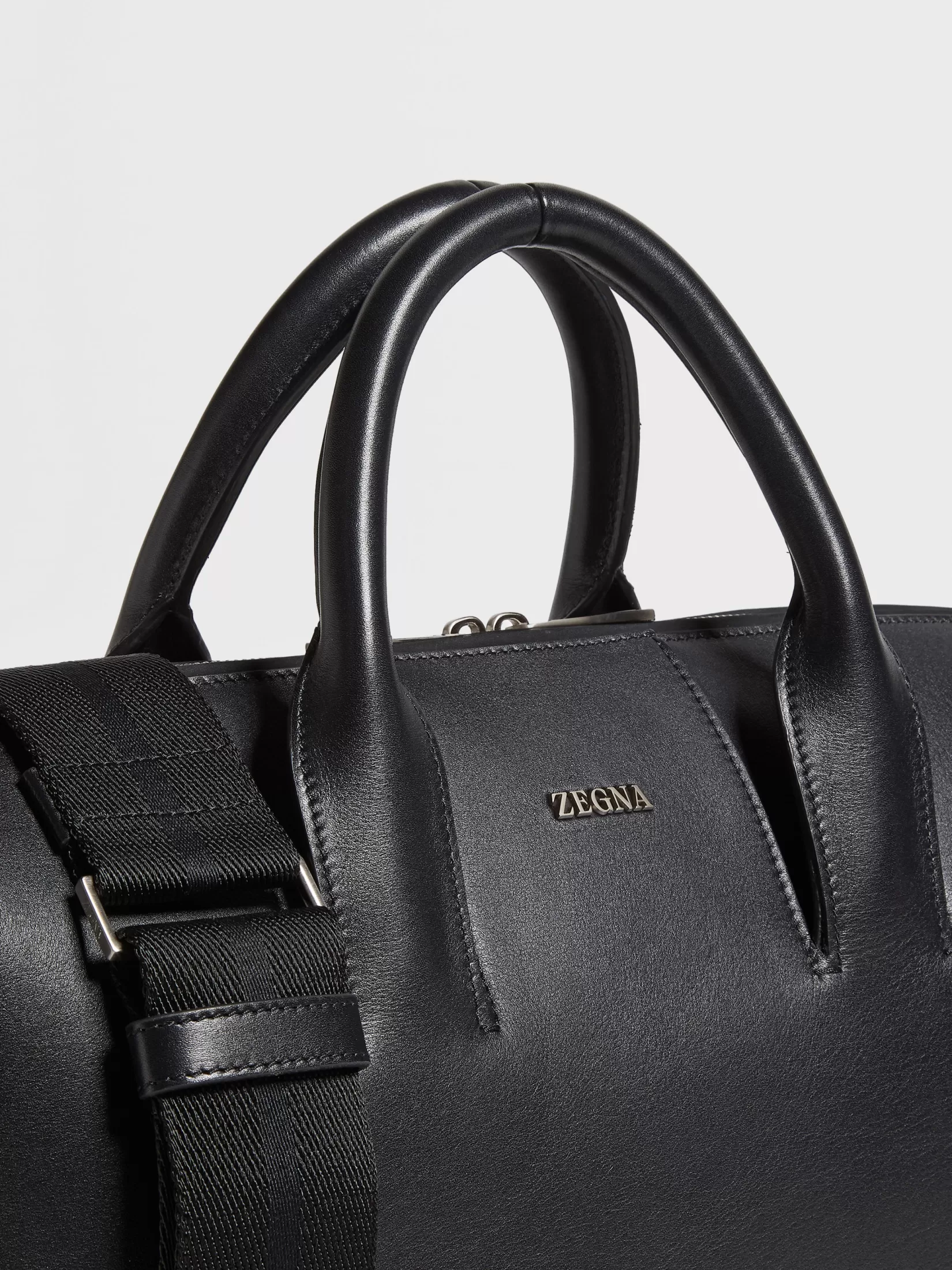 bolso_de_trabajo_de_piel_color_negro_4.webp Hot ZEGNA Bolso de Trabajo de Piel Color Negro