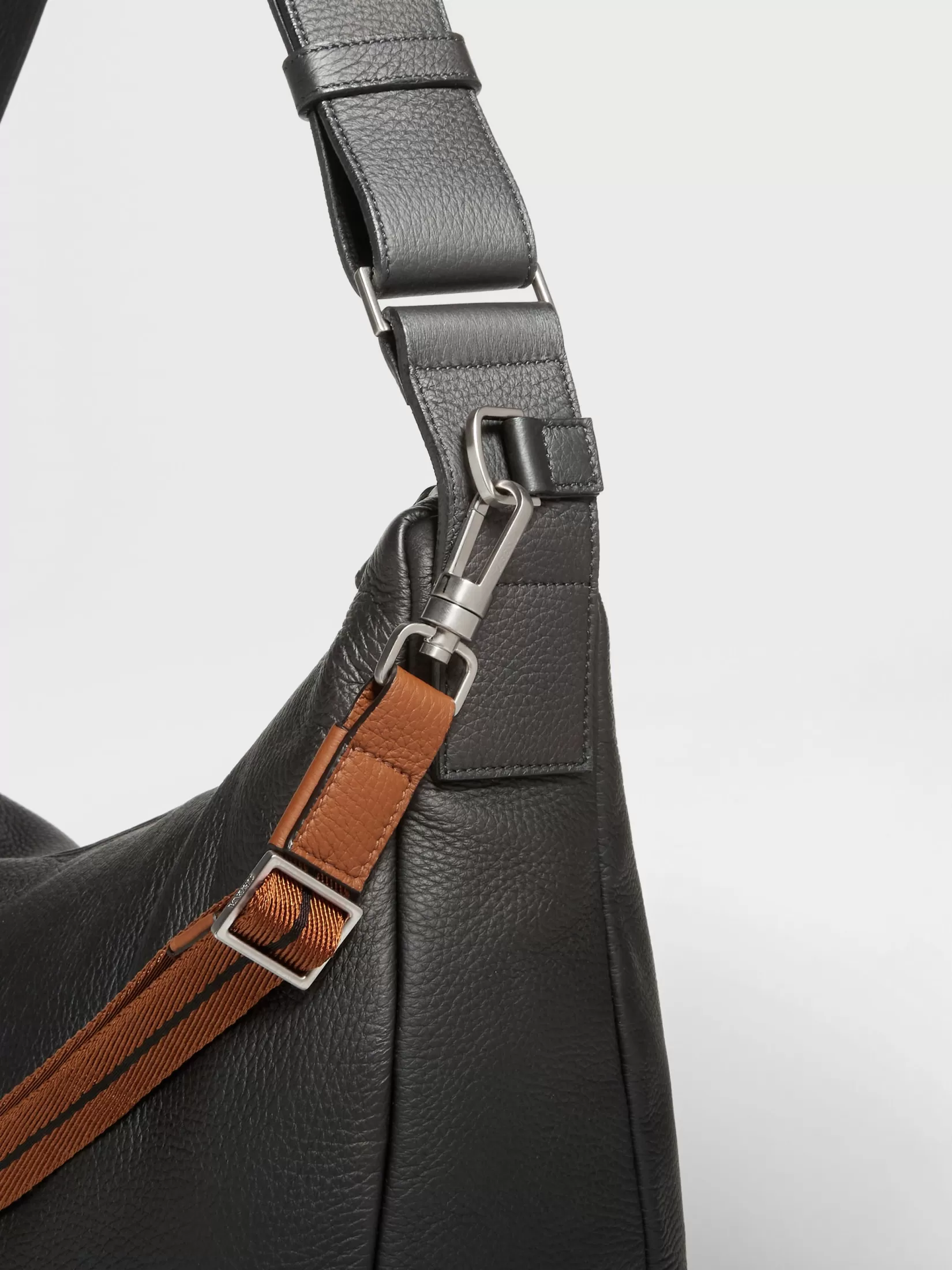 Cheap ZEGNA Bolso Hobo Panorama en Piel de Ciervo Color Negro