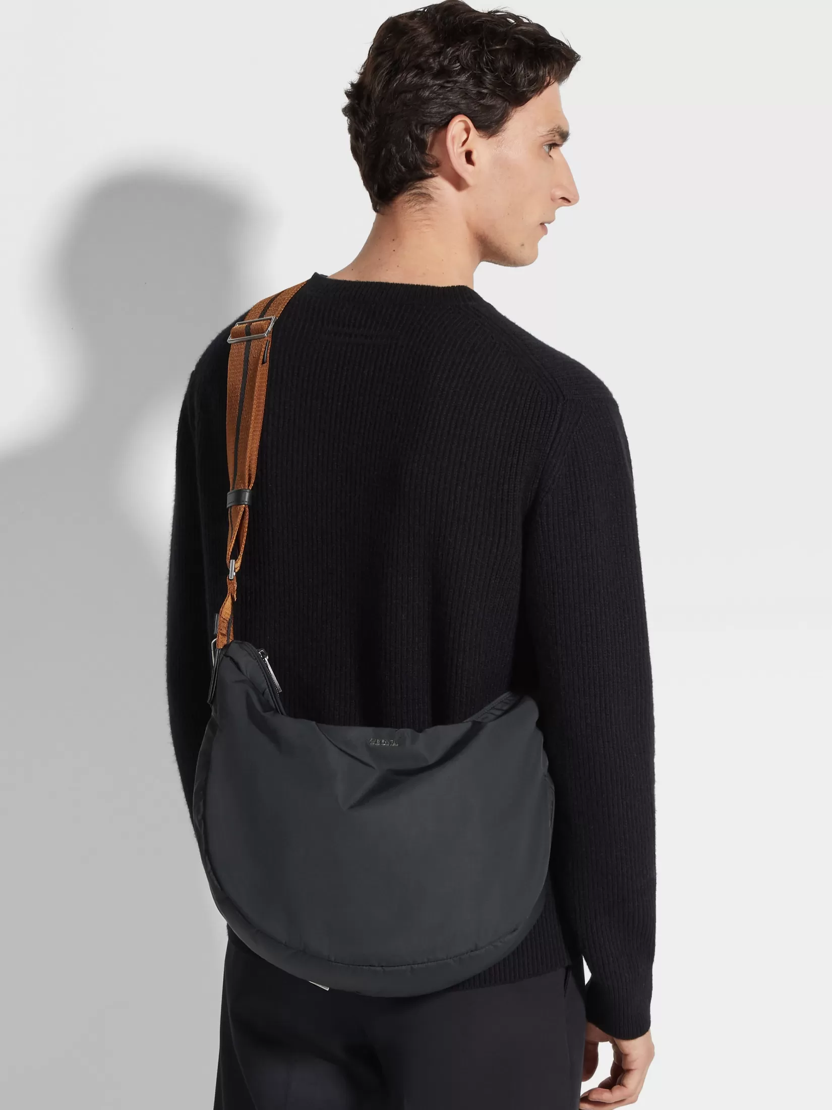 Sale ZEGNA Bolso Hobo Panorama Mini en Tejido Técnico Color Negro