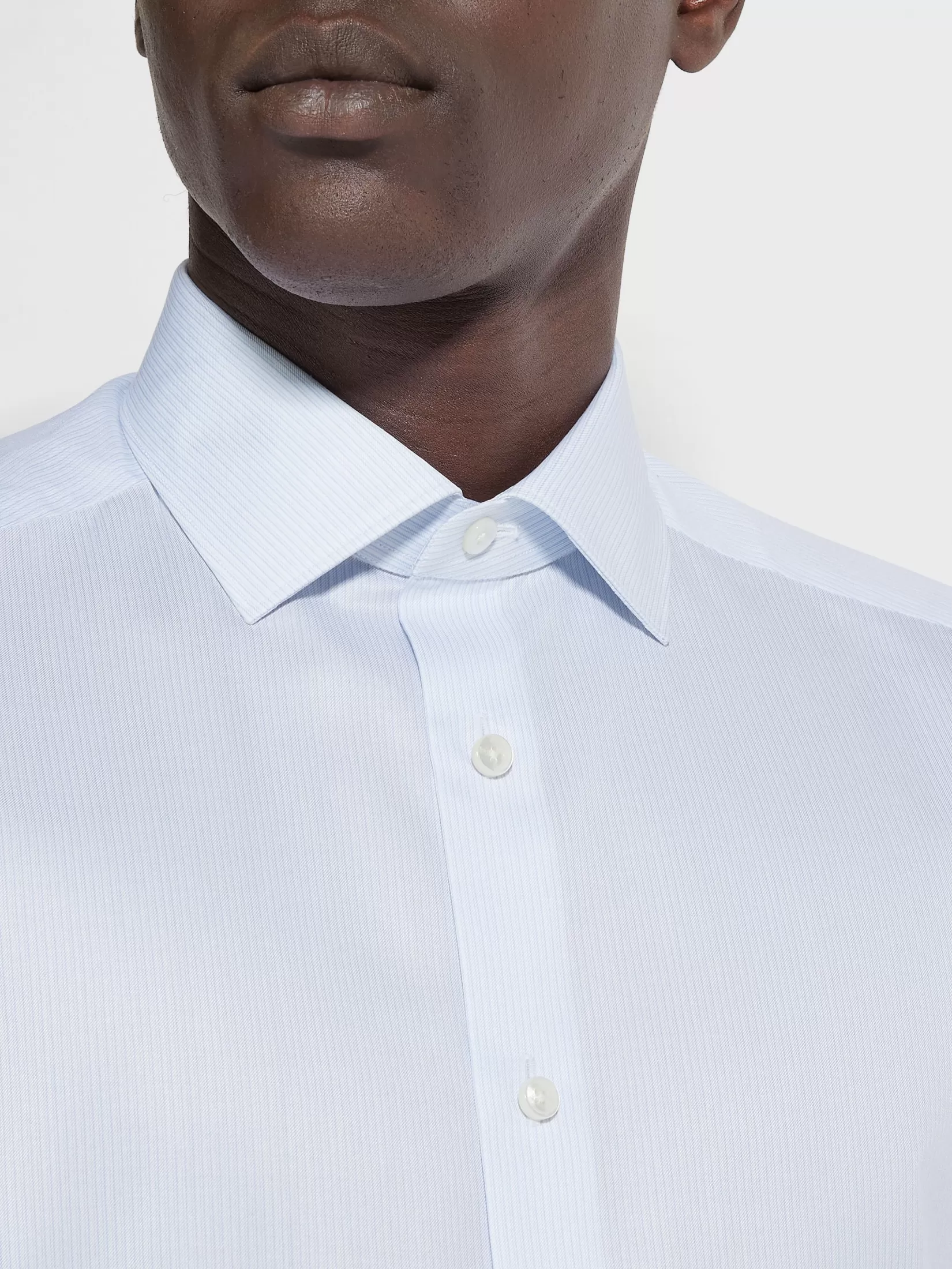 Hot ZEGNA Camisa de Algodón Trofeo™ con Rayas Pequeñas Color Blanco y Azul Claro Blanco/Azulclaro