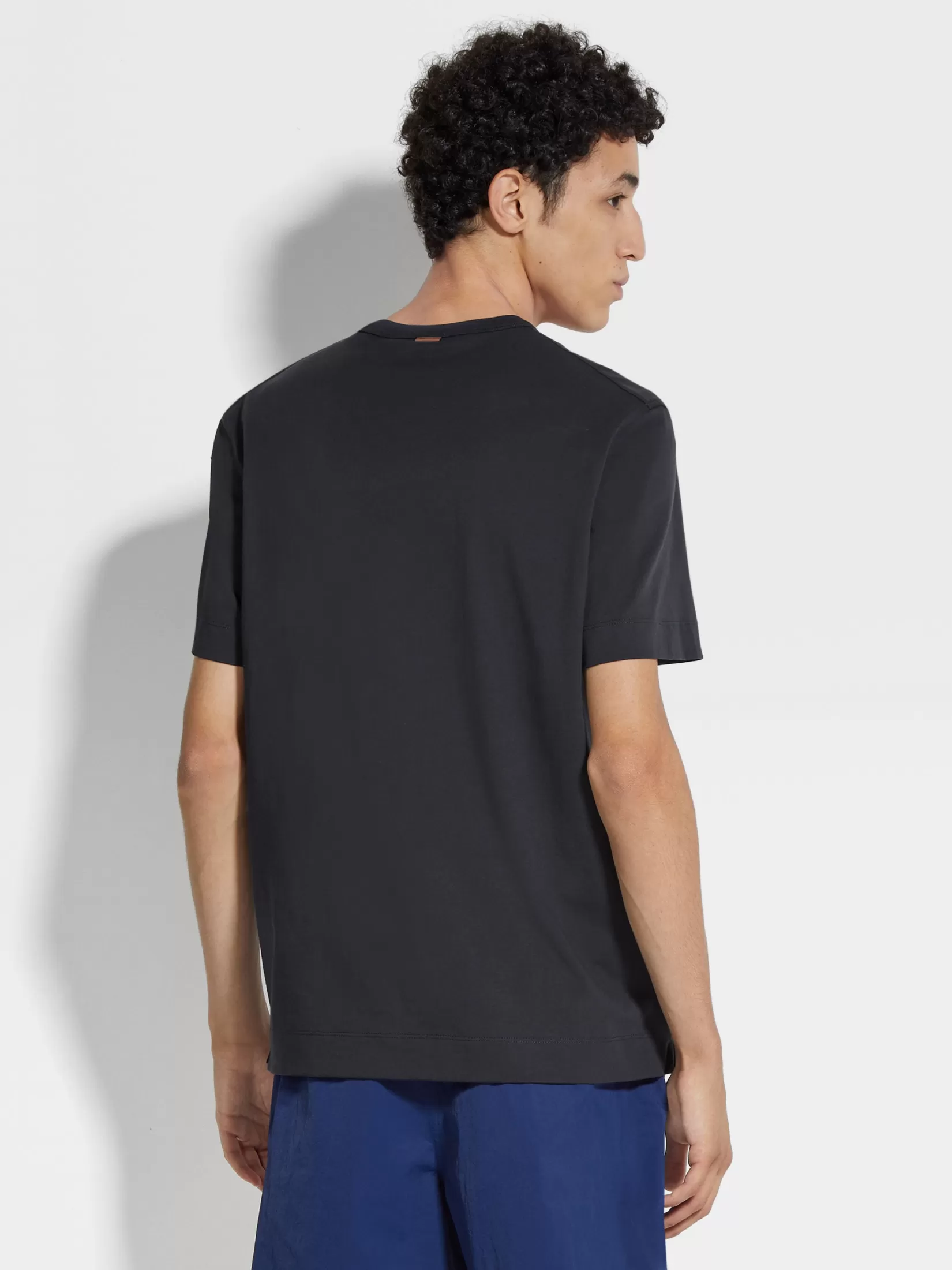 camiseta_de_algodn_color_azul_marino_4.webp Hot ZEGNA Camiseta de Algodón Color Azul Marino Azulmarino
