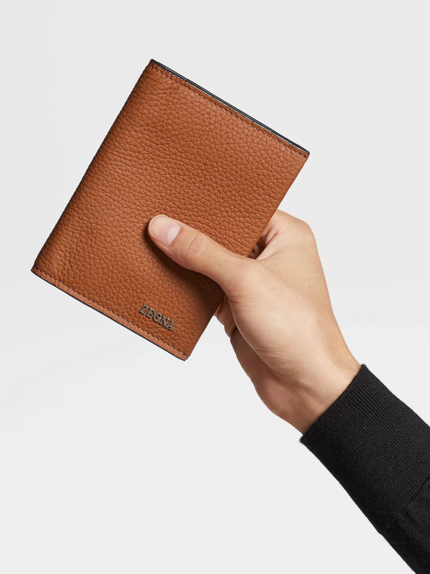 New ZEGNA Funda para Pasaporte en Piel de Ciervo Color Foliage
