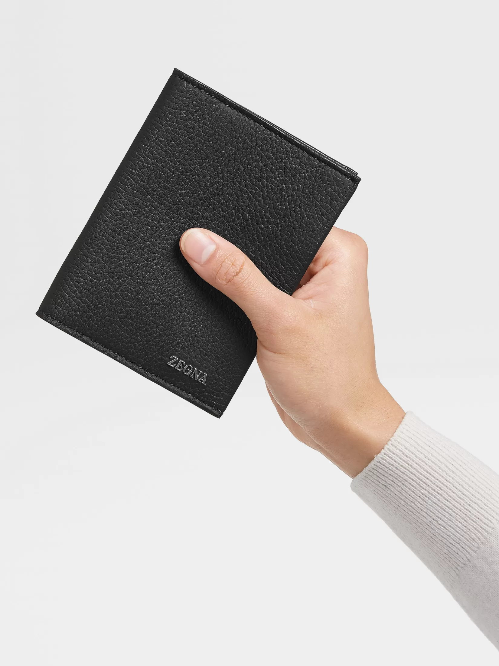 Store ZEGNA Funda para Pasaporte en Piel de Ciervo Color Negro