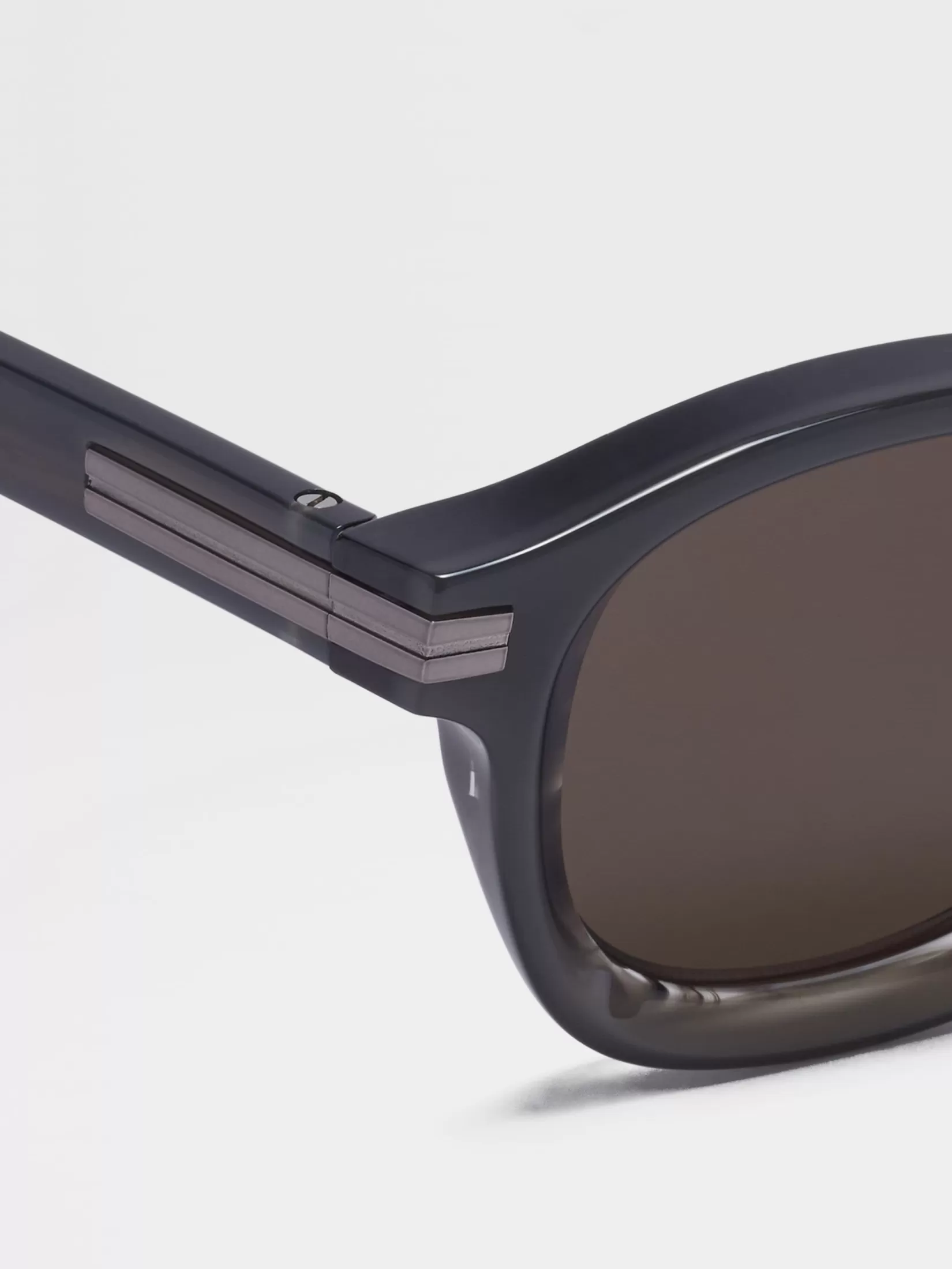 Shop ZEGNA Gafas de Sol Aurora I en Acetato Color Gris Ópalo y Gris a Rayas Grisópalo/Grisarayas