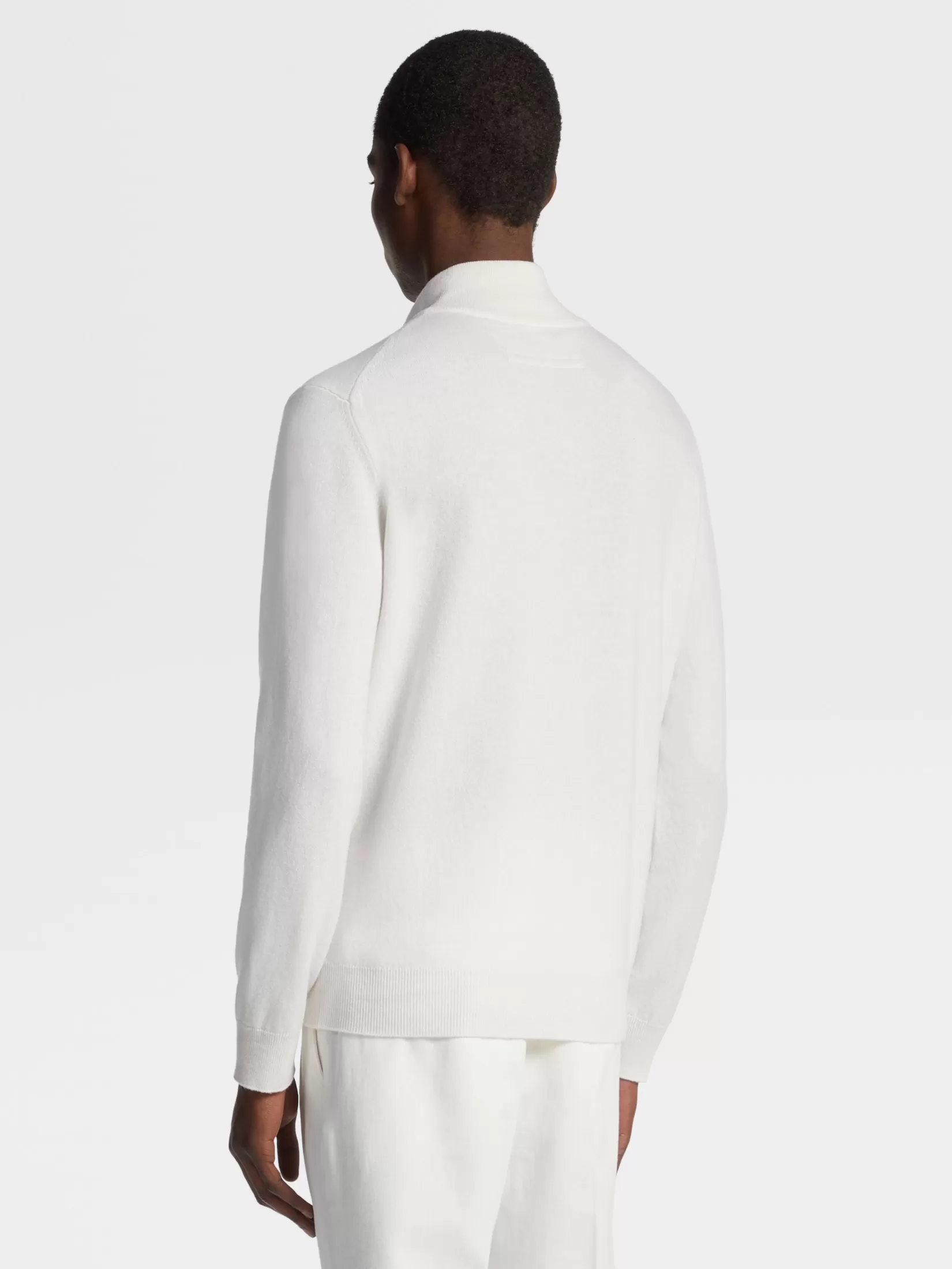 jersey_con_cuello_de_chimenea_y_cremallera_en_oasi_cashmere_color_blanco_mixto_2.webp Hot ZEGNA Jersey con Cuello de Chimenea y Cremallera en Oasi Cashmere Color Blanco Mixto Blancomixto