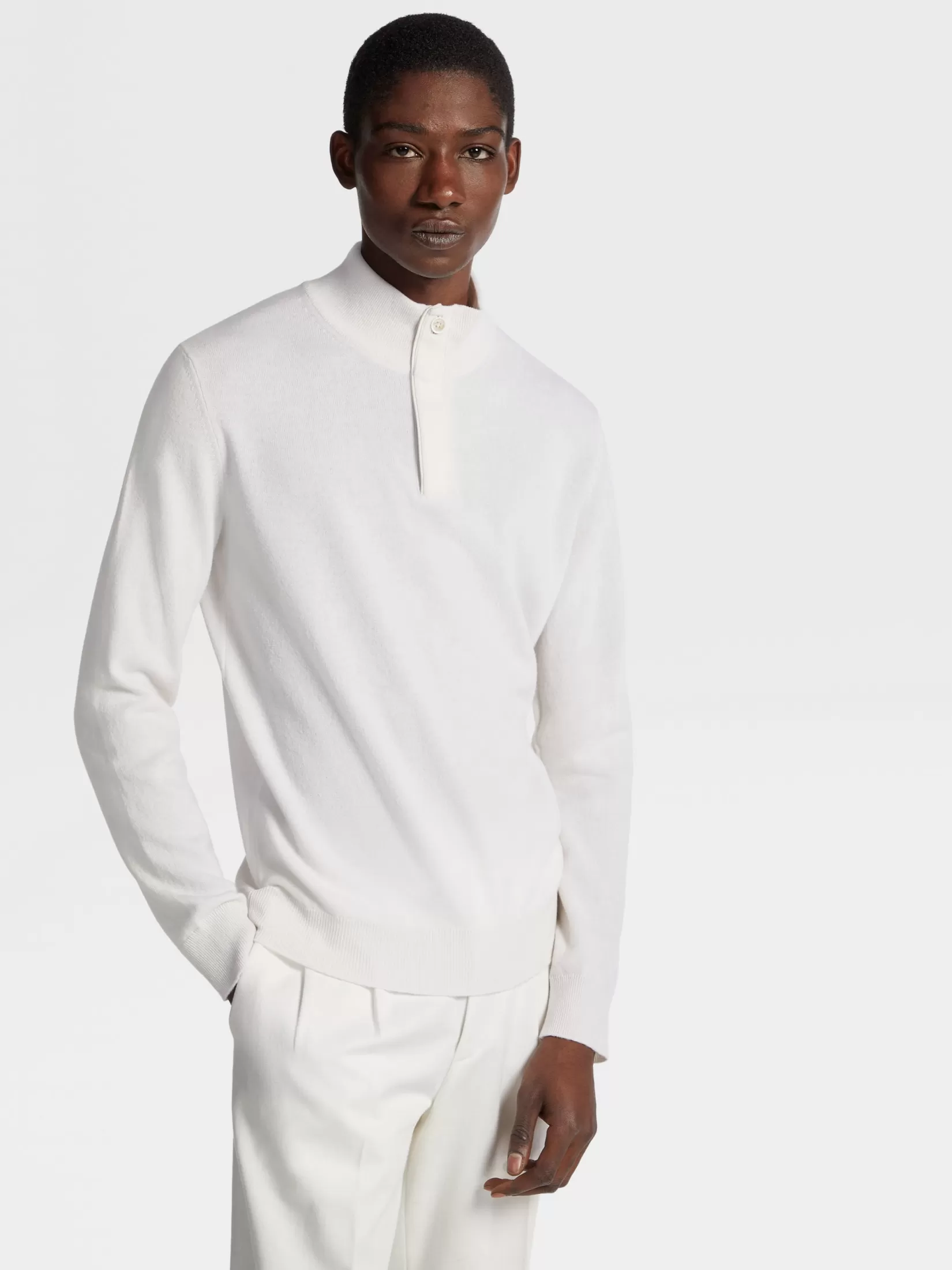jersey_con_cuello_de_chimenea_y_cremallera_en_oasi_cashmere_color_blanco_mixto_4.webp Hot ZEGNA Jersey con Cuello de Chimenea y Cremallera en Oasi Cashmere Color Blanco Mixto Blancomixto