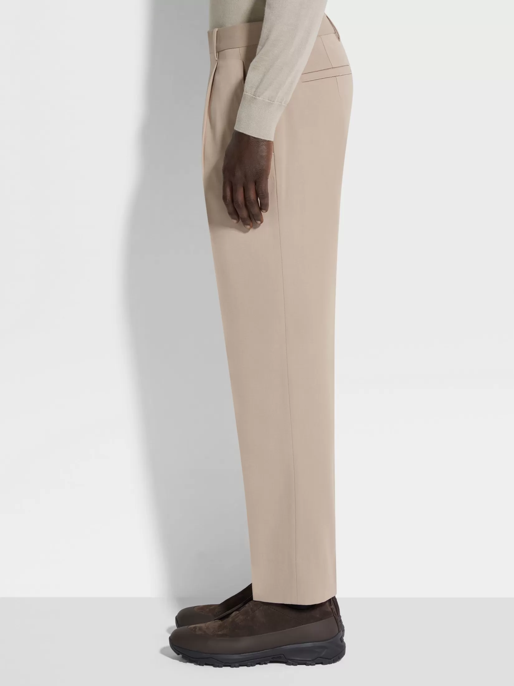 pantalones_de_algodn_y_lana_color_gris_pardo_claro_3.webp Sale ZEGNA Pantalones de Algodón y Lana Color Gris Pardo Claro Grispardoclaro