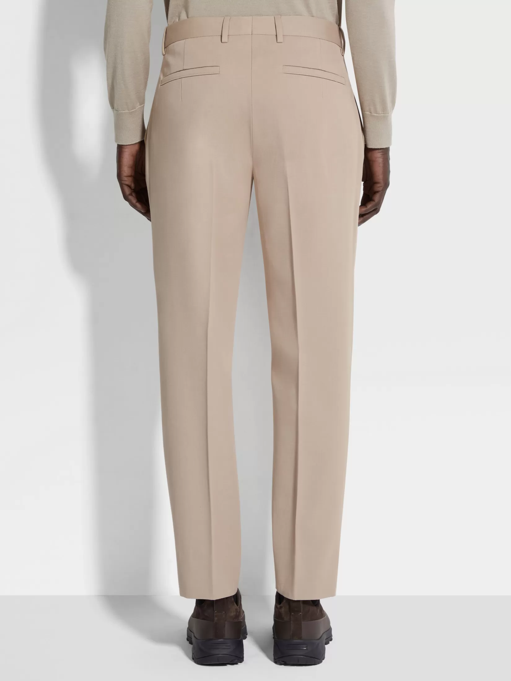 pantalones_de_algodn_y_lana_color_gris_pardo_claro_5.webp Sale ZEGNA Pantalones de Algodón y Lana Color Gris Pardo Claro Grispardoclaro