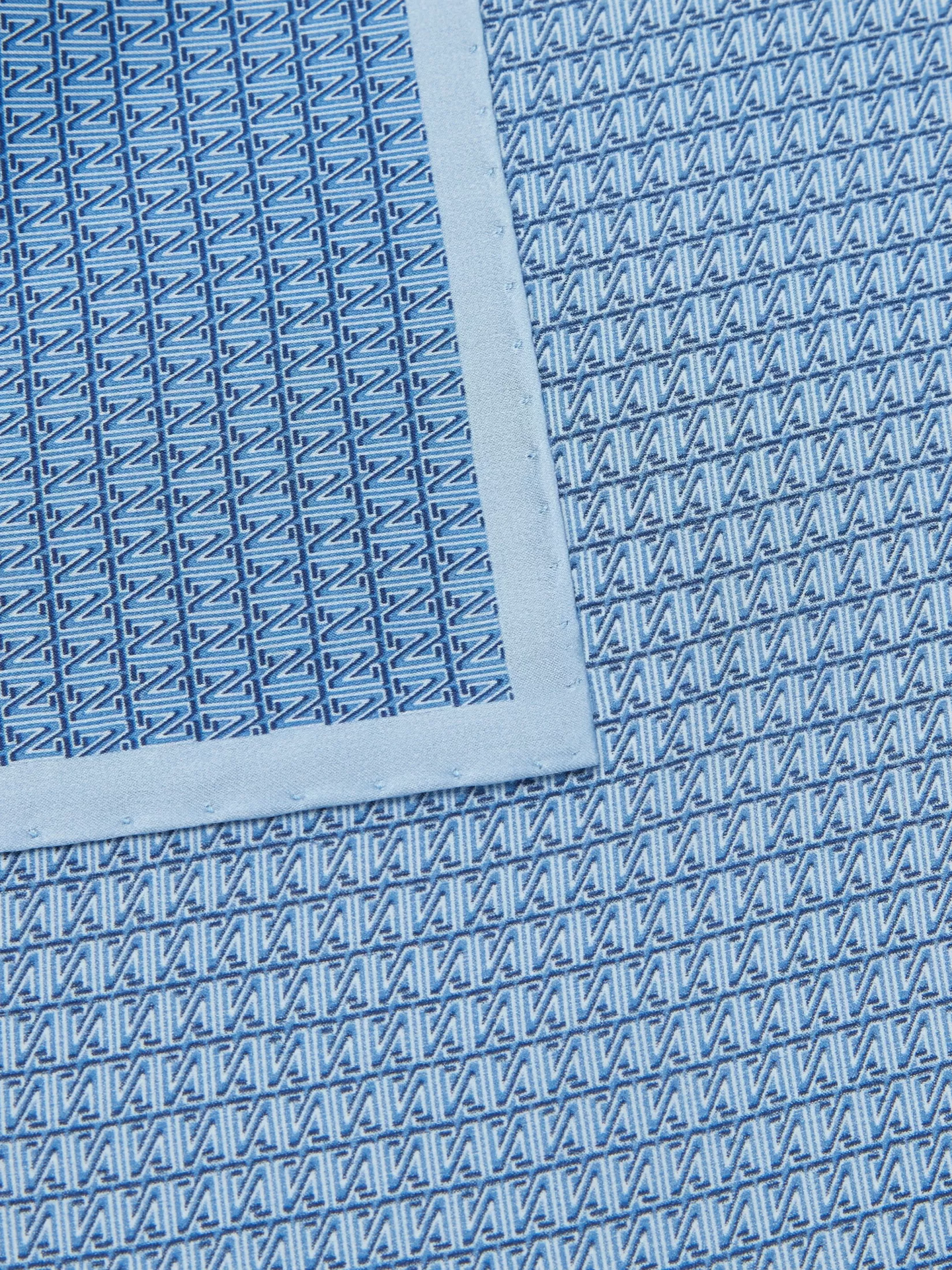 Cheap ZEGNA Pañuelo de Bolsillo en Seda Color Azul Claro Azulclaro