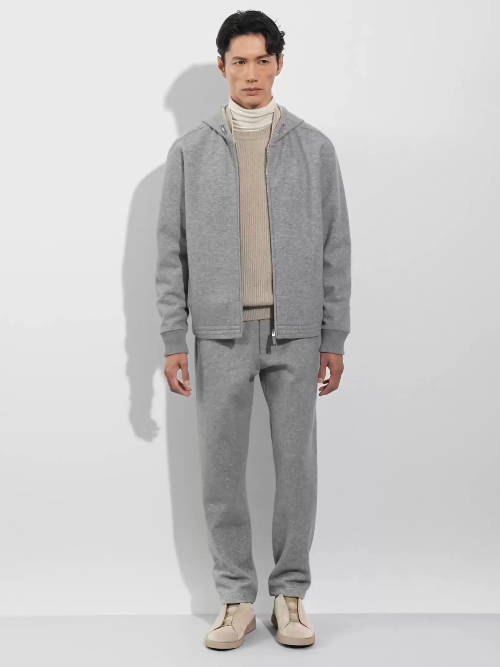 sudadera_con_capucha_y_cremallera_en_mezcla_de_cachemira_gris_mixto_6.webp New ZEGNA Sudadera con Capucha y Cremallera en Mezcla de Cachemira Gris Mixto Grismixto